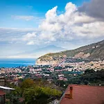 Casale Guarracino 4* サンタニェッロ