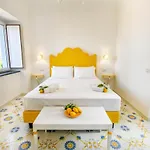 ゲストハウス Casale Guarracino 4*