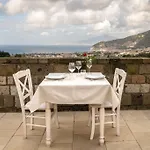 Casale Guarracino 4* サンタニェッロ