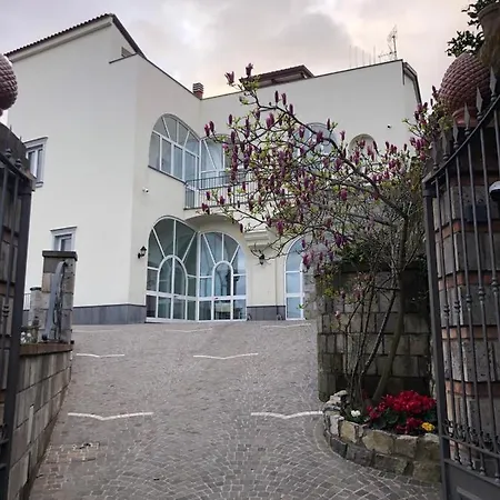 Casale Guarracino 게스트하우스 *